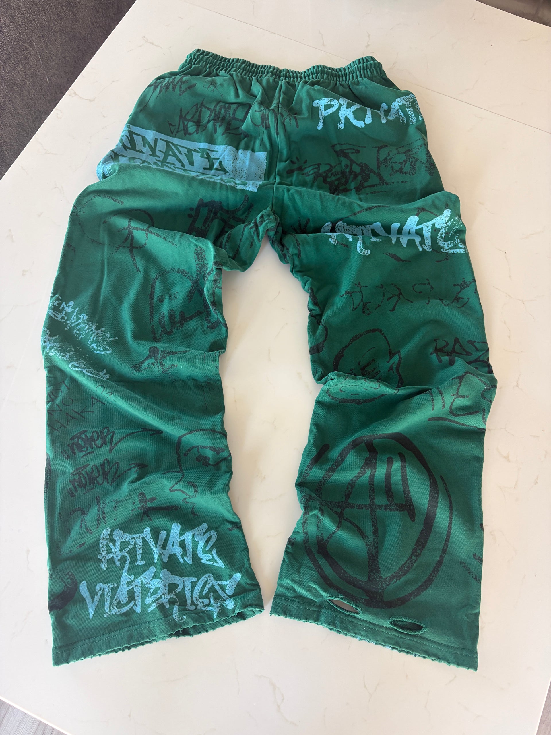 Graffiti Sweats